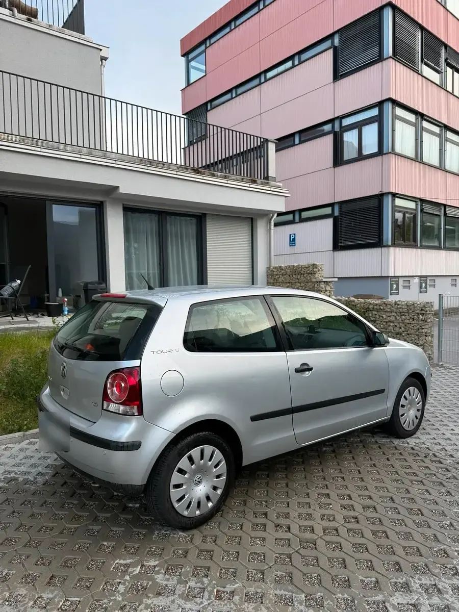 Używany VW Polo 80 KM (58 kW) 2007 Szary Hatchback