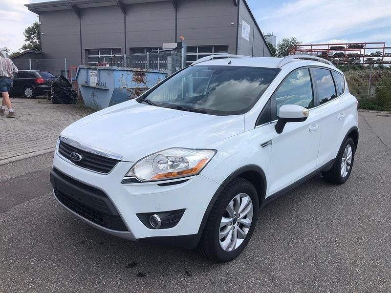 Weiß Gebraucht 2010 Ford Kuga Titanium SUV | 5.900 € (Fairer Preis) - Bild 1/4