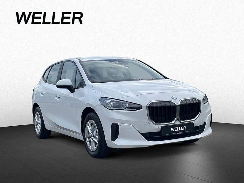 Gebraucht BMW 218 150 PS (110 kW) 2023 Weiß Van / Kleinbus