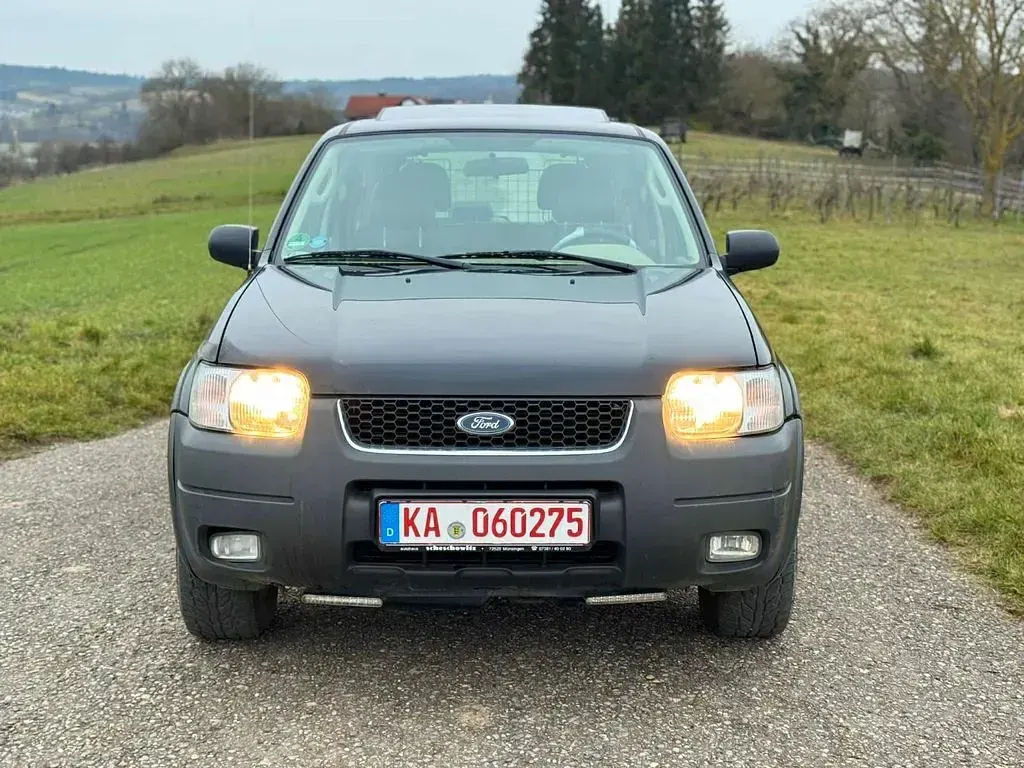Second-hand Ford Maverick 124 CP (91 kW) 2003 SUV