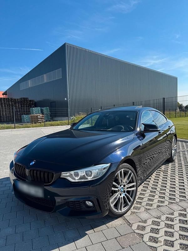 Blau Gebraucht 2015 BMW 435 Gran Coupé M Sport Coupé | 19.900 € (Fairer Preis) - Bild 1/4