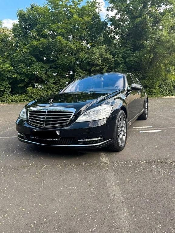 Schwarz Gebraucht 2010 Mercedes S350 Limousine | 13.000 € (Superpreis) - Bild 1/4