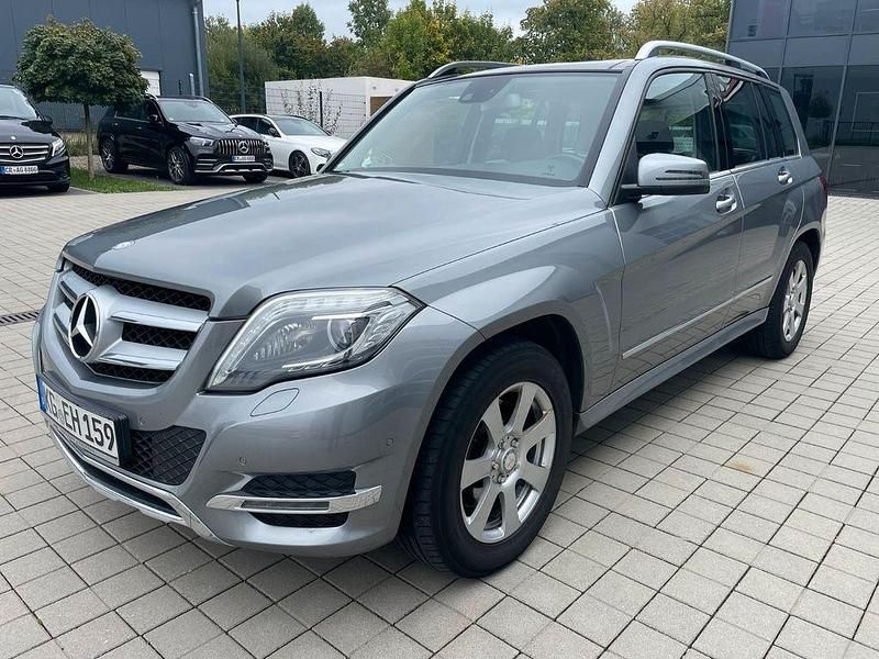 Grau Gebraucht 2012 Mercedes GLK250 SUV | 12.500 € (Fairer Preis) - Bild 1/4