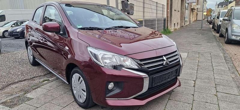 Second-hand Mitsubishi Space Star Plus 71 CP (52 kW) 2020 Maro Berlinǎ