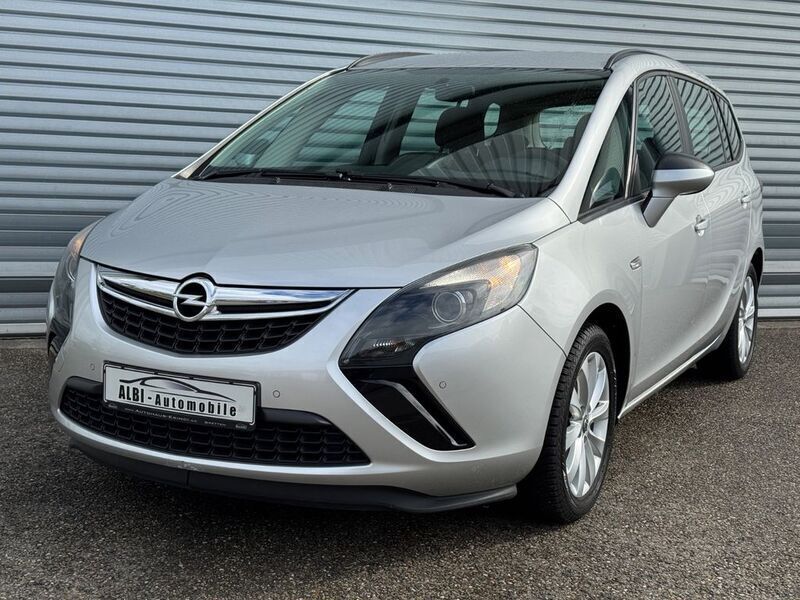 Silber Gebraucht 2013 Opel Zafira Tourer Van / Kleinbus | 4.999 € (Guter Preis) - Bild 1/4