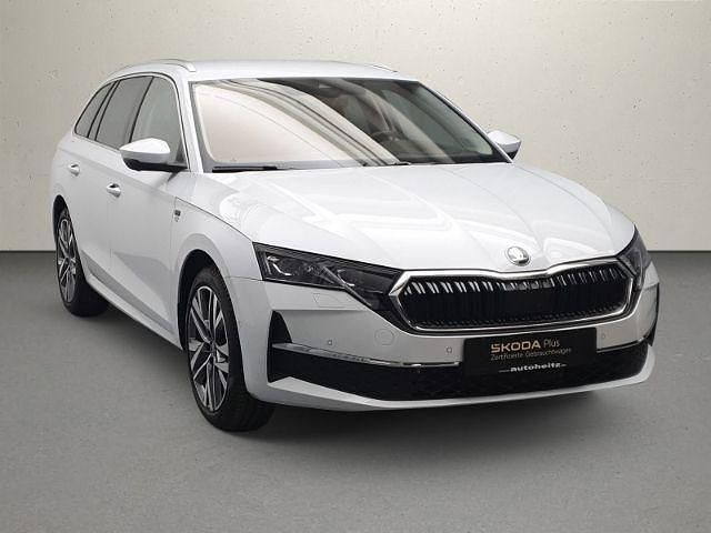 Gebraucht Skoda Octavia Selection 150 PS (110 kW) 2025 Moonweiss metallic Kombi