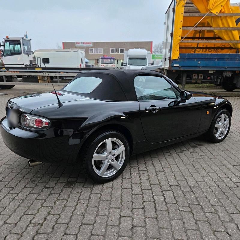 Gebraucht Mazda MX5 126 PS (92 kW) 2006 Schwarz Cabrio