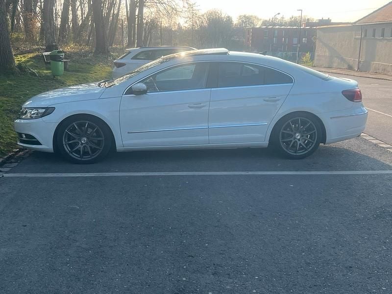 Weiß Gebraucht 2018 VW CC Limousine | 16.660 € (Fairer Preis) - Bild 1/4