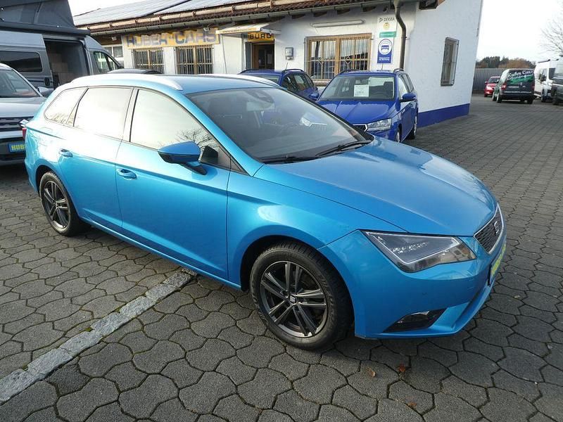 Blau Gebraucht 2014 Seat Leon ST Style Kombi | 12.990 € (Fairer Preis) - Bild 1/4