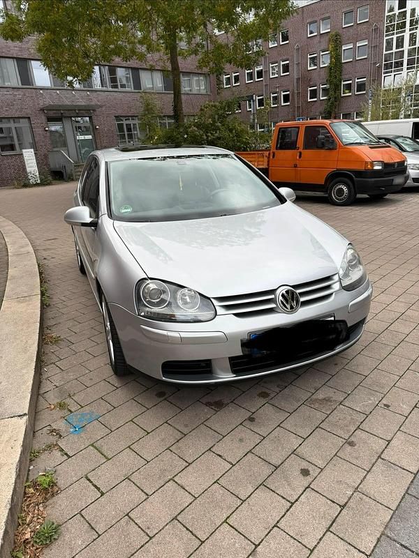 Gebraucht VW Golf 140 PS (102 kW) 2005 Silber Coupé