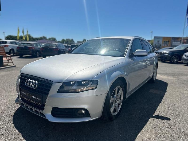 Silber Gebraucht 2010 Audi A4 Attraction Kombi | 6.400 € (Fairer Preis) - Bild 1/4