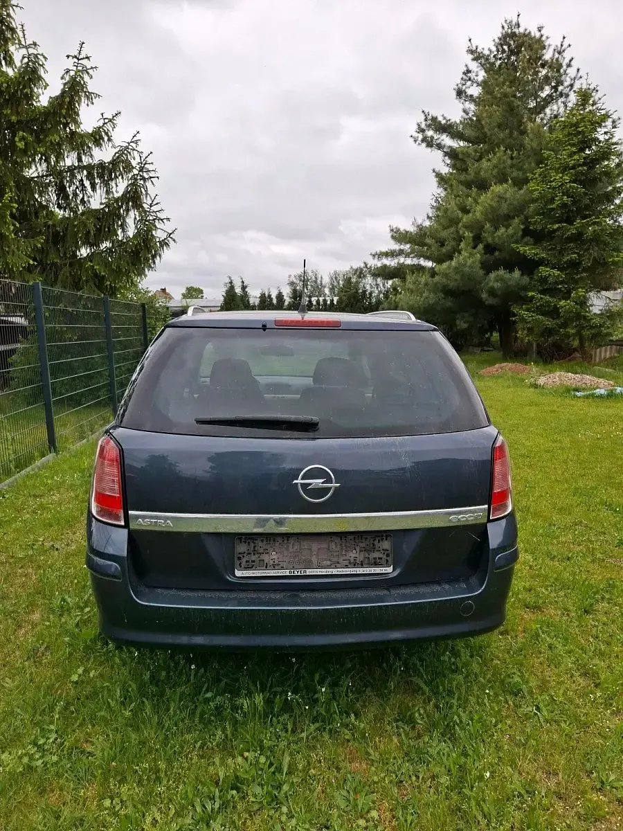 Gebraucht Opel Astra 90 PS (66 kW) 2008 Blau Kombi