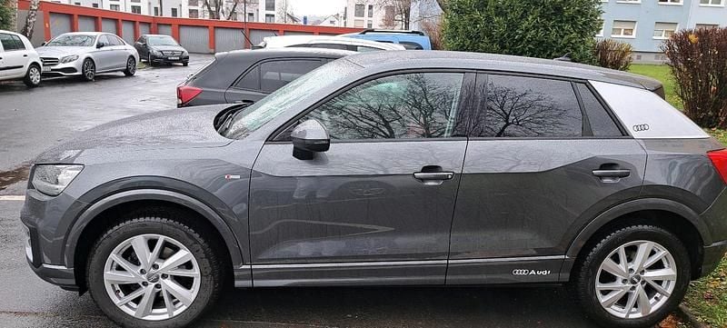 Gebraucht Audi Q2 150 PS (110 kW) 2019 Grau SUV
