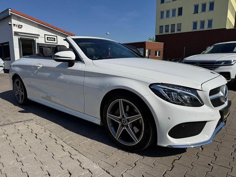 Gebraucht Mercedes C200 AMG line 184 PS (135 kW) 2018 Weiß Cabrio