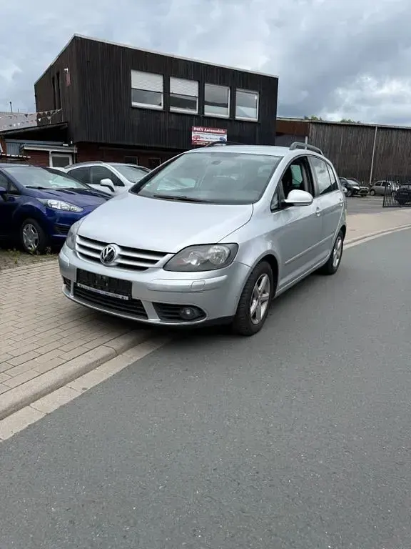 Gebraucht VW Golf Plus Cross United 122 PS (89 kW) 2008 Silber Limousine