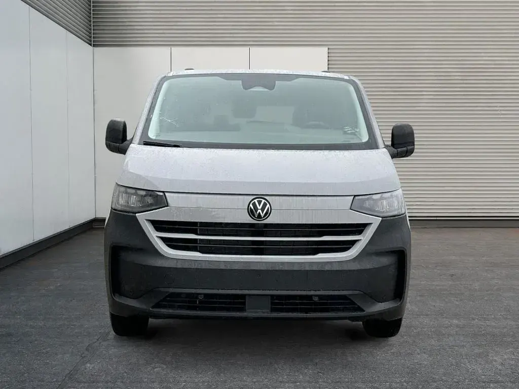 Neu VW Caravelle Basis 150 PS (110 kW) 2026 Stone grey Van