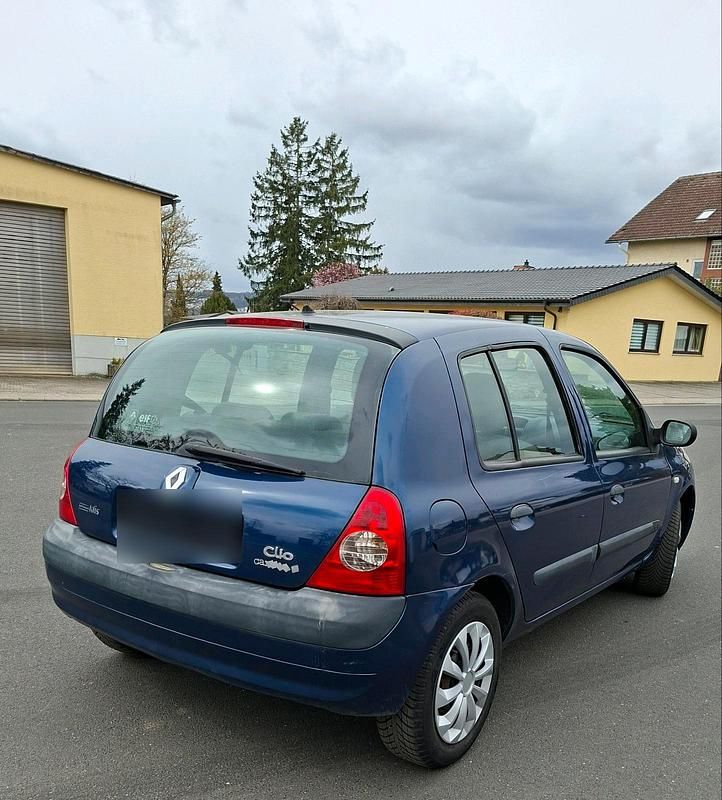 Gebraucht Renault Clio II 75 PS (55 kW) 2005 Weiß Kleinwagen
