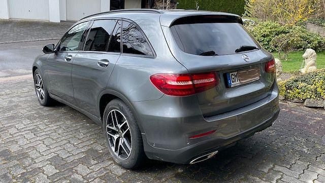 Gebraucht Mercedes GLC220 170 PS (125 kW) 2019 Grau SUV