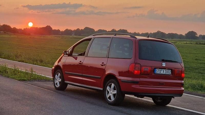 Second-hand Seat Alhambra Reference 116 CP (85 kW) 2006 Roșu Monovolum