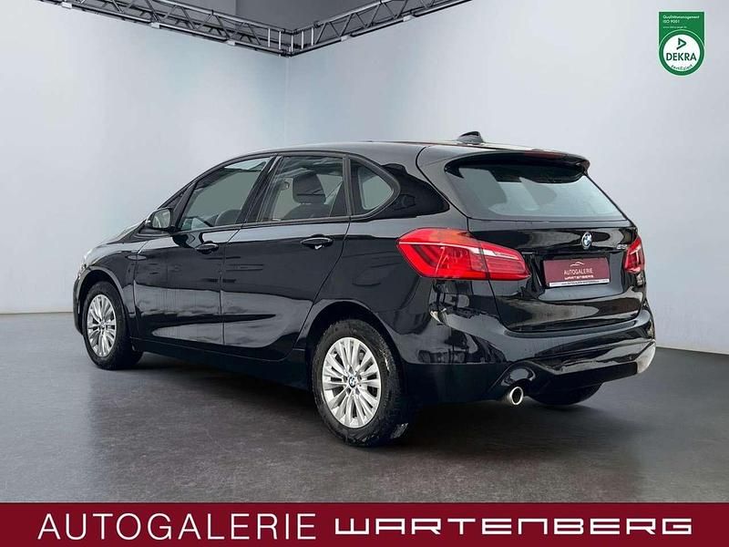 Gebraucht BMW 218 Advantage 140 PS (102 kW) 2020 Schwarz ii/bonnet fluid black Van / Kleinbus
