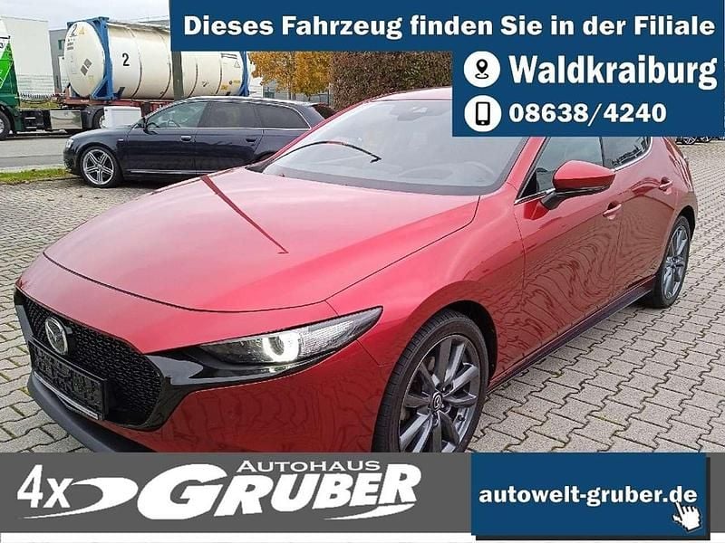 Soul red crystal m Gebraucht 2022 Mazda 3 Touring Limousine | 22.490 € (Fairer Preis) - Bild 1/4