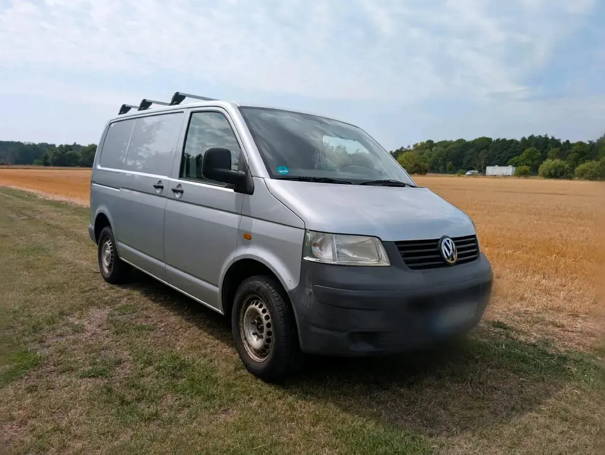 Gebraucht VW T5 102 PS (75 kW) 2007 Grau Van