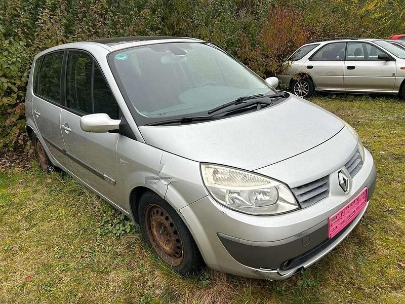 Gebraucht Renault Scénic II Exception 135 PS (99 kW) 2006 Platingrau Van / Kleinbus