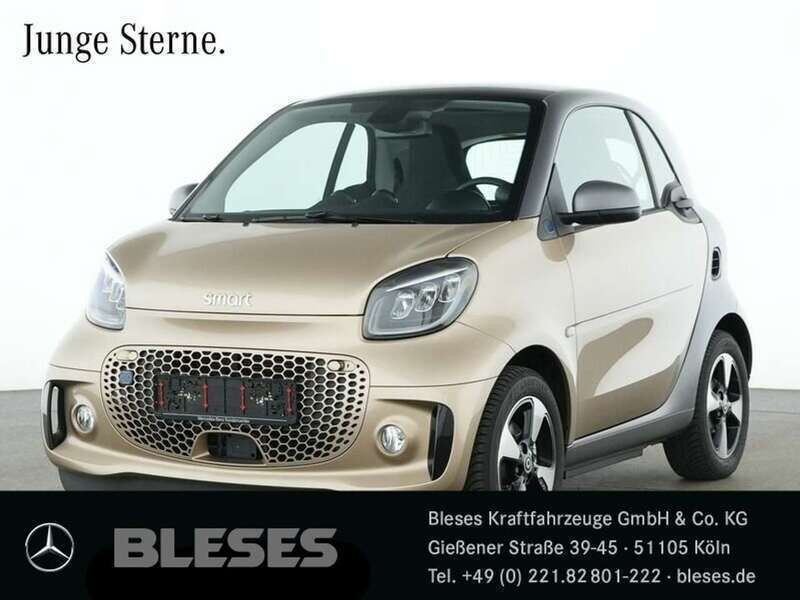 Bodypanels in gold beige () Gebraucht 2024 Smart ForTwo Electric Drive Exclusive Coupé | 16.100 € (Fairer Preis) - Bild 1/4
