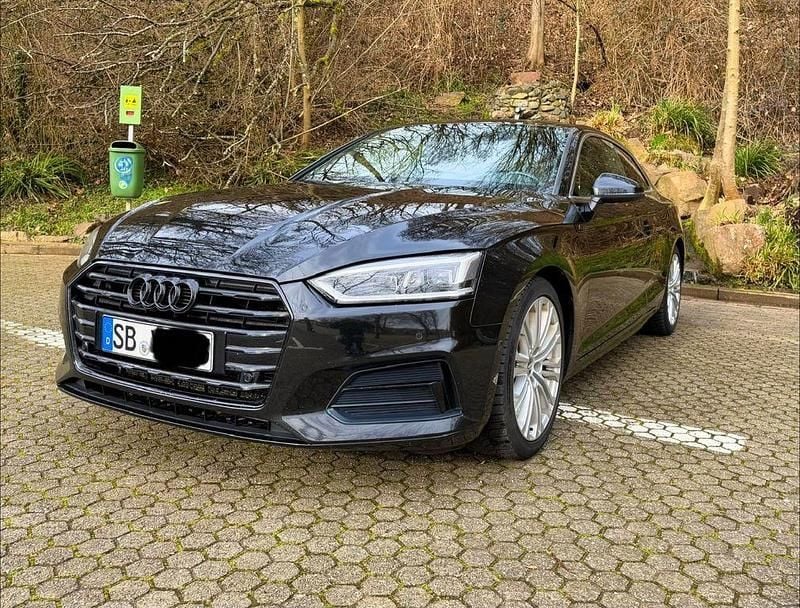 Gebraucht Audi A5 Ambiente 190 PS (139 kW) 2018 Schwarz Coupé