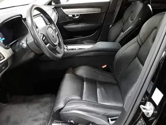 Gebraucht Volvo V90 Plus 197 PS (144 kW) 2022 Black stone Kombi