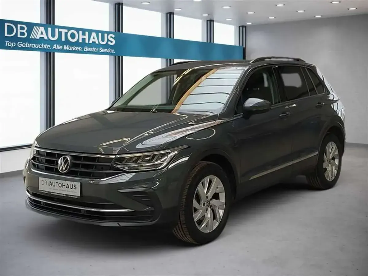 Używany VW Tiguan Life 150 KM (110 kW) 2022 SUV