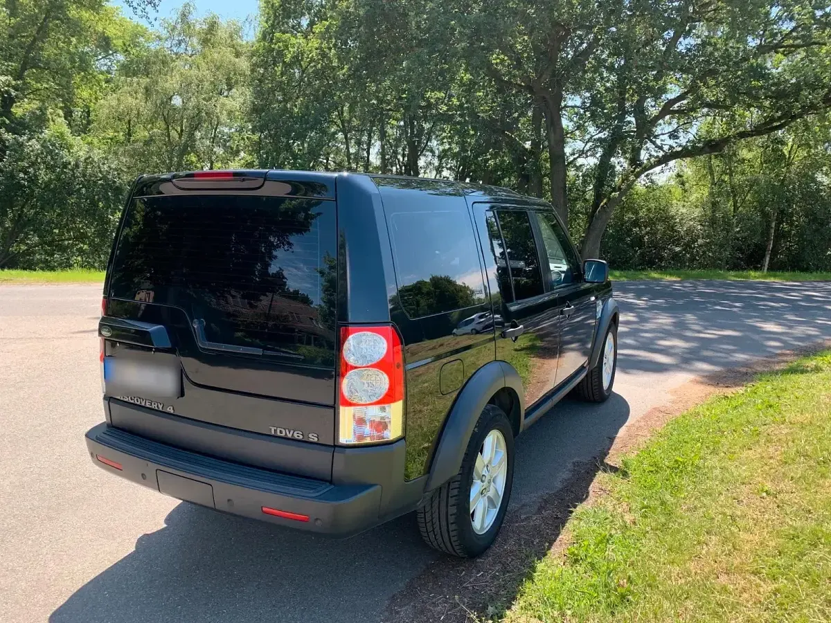 Gebraucht Land Rover Discovery 210 PS (154 kW) 2013 Schwarz SUV