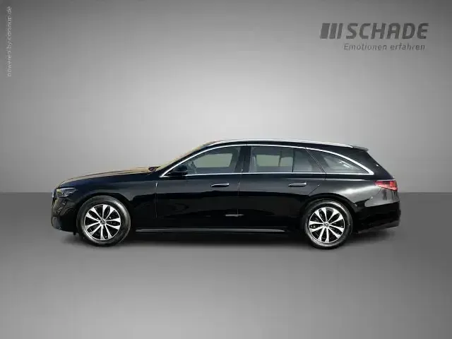 Gebraucht Mercedes E200 Avantgarde 205 PS (150 kW) 2025 Schwarz Limousine
