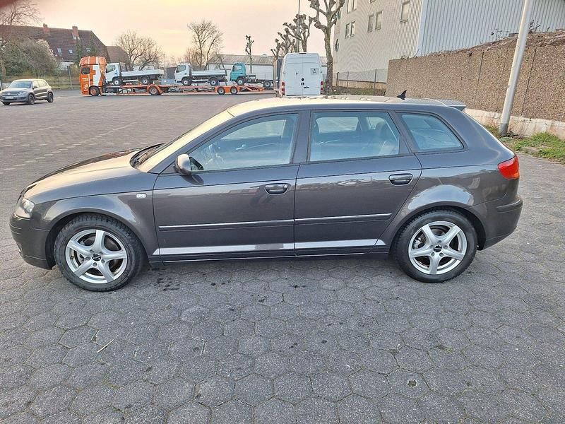 Gebraucht Audi A3 160 PS (117 kW) 2007 Grau Kleinwagen