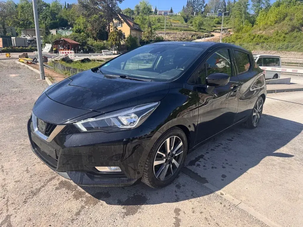 Gebraucht Nissan Micra N-Connecta 90 PS (66 kW) 2018 Schwarz Kleinwagen