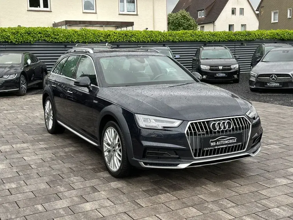 Gebraucht Audi A4 Allroad Basis 190 PS (139 kW) 2016 Blau Kombi