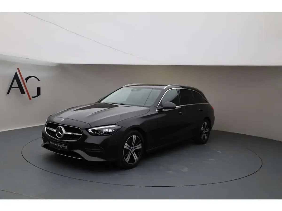 Gebraucht Mercedes C180 Avantgarde 170 PS (125 kW) 2025 Grau Kombi