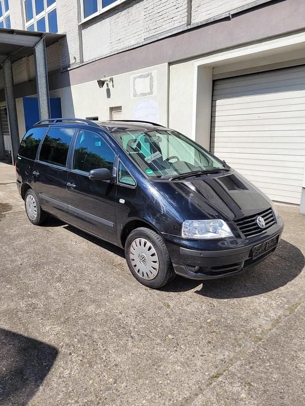 Gebraucht 2002 VW Sharan Van / Kleinbus | 1.100 € (Guter Preis) - Bild 1/4