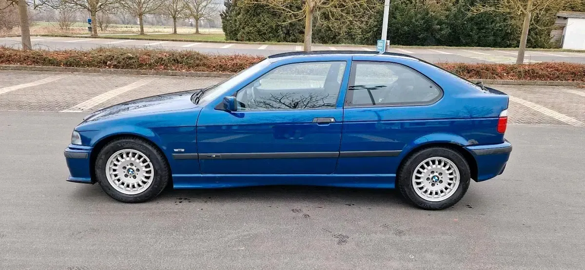 Gebraucht BMW 323 M Sport 170 PS (125 kW) 1998 Blau Coupé