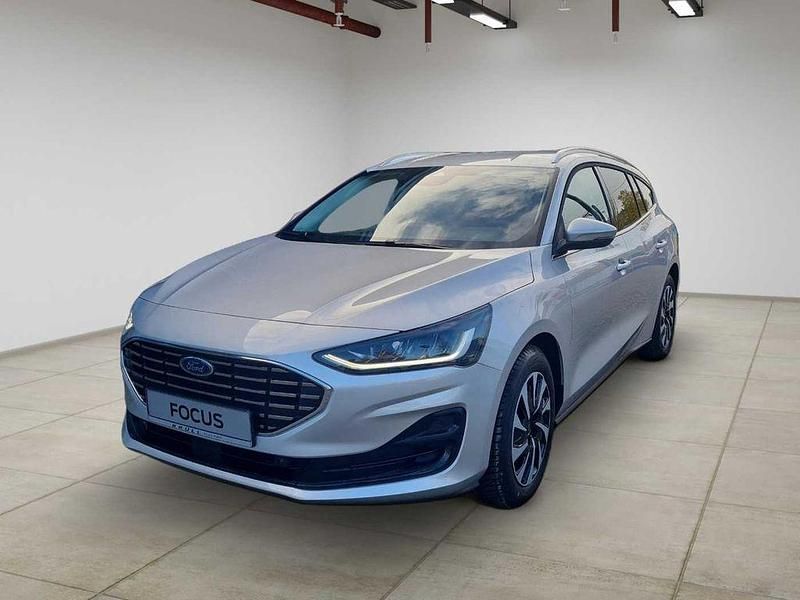 Neu Ford Focus Titanium 155 PS (114 kW) 2025 Silber (moondust silver) Limousine
