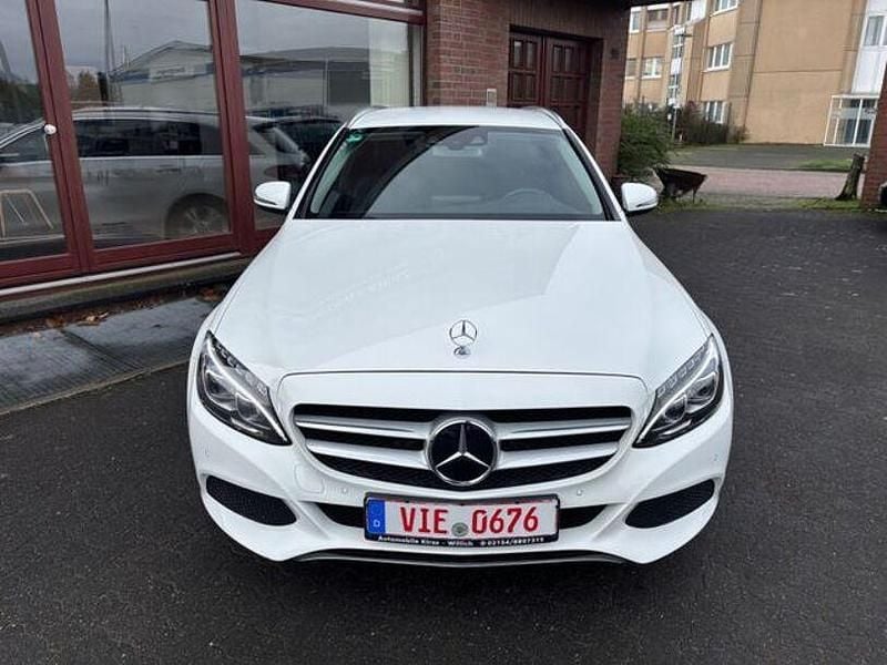 Gebraucht Mercedes C180 156 PS (114 kW) 2016 Andere Kombi