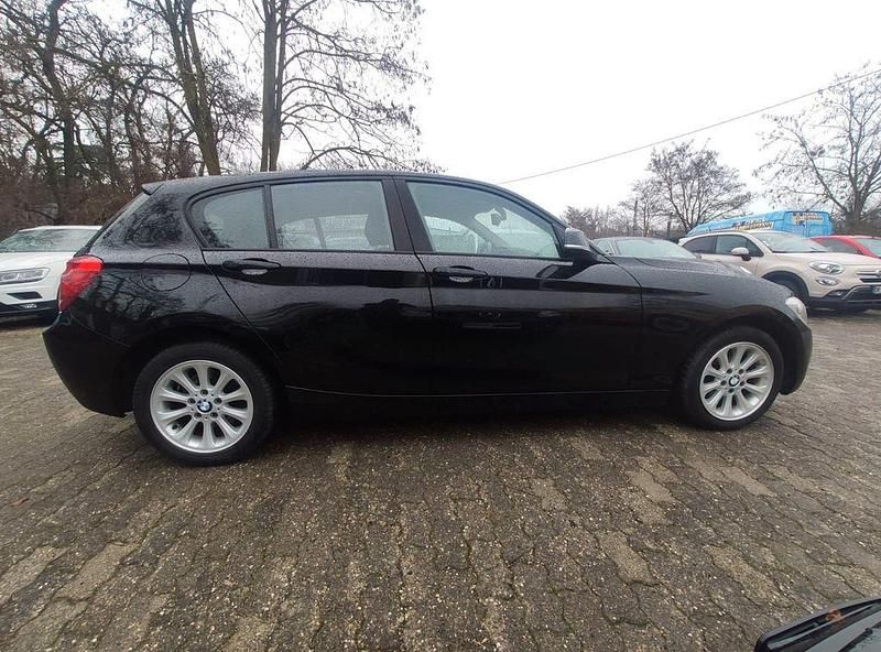 Gebraucht BMW 114 102 PS (75 kW) 2013 Schwarz Kleinwagen