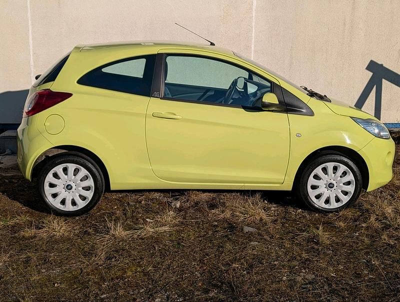 Gebraucht Ford Ka Titanium 70 PS (51 kW) 2009 Grün Kleinwagen