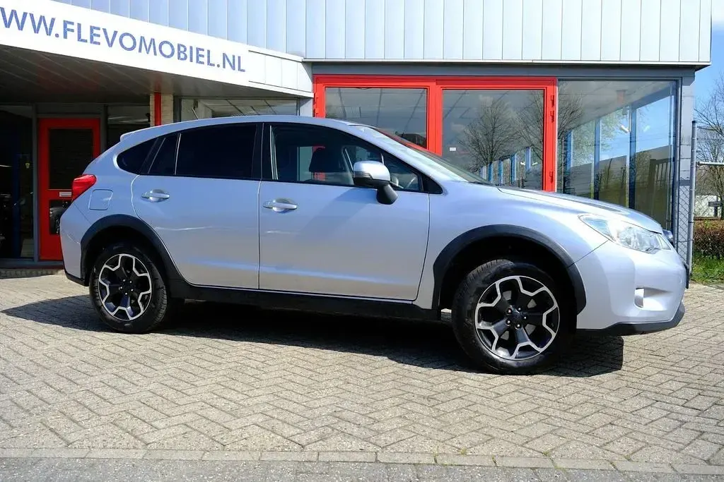 Gebraucht Subaru XV 114 PS (83 kW) 2012 Grau SUV