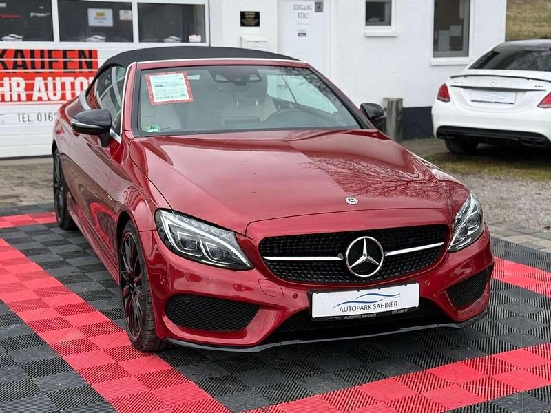 Gebraucht Mercedes C220 AMG 170 PS (125 kW) 2017 Rot Cabrio