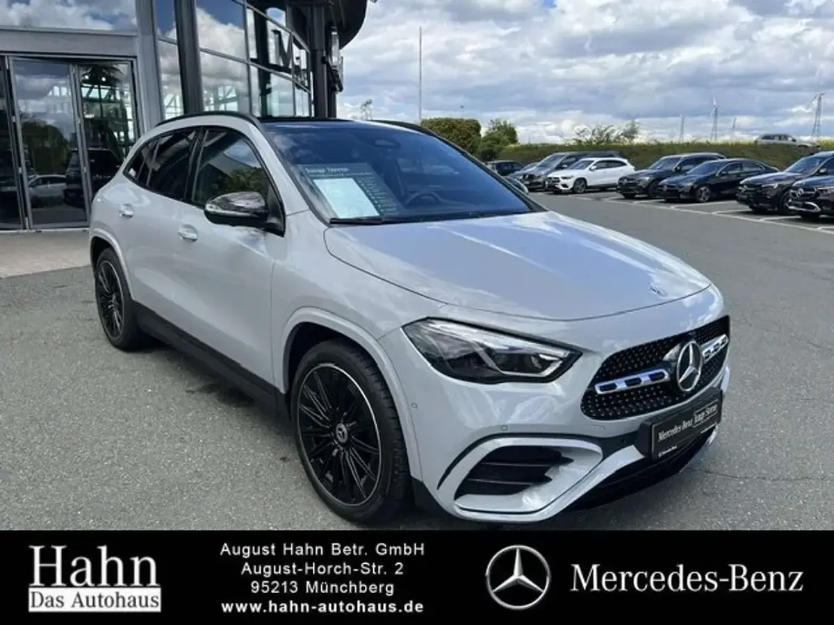 Gebraucht Mercedes GLA200 AMG 163 PS (119 kW) 2025 Grau SUV