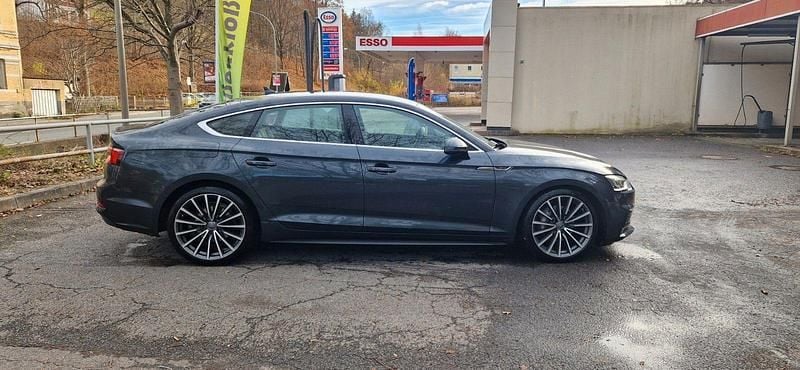 Gebraucht Audi A5 Sportback Ambiente 218 PS (160 kW) 2017 Grau Kleinwagen