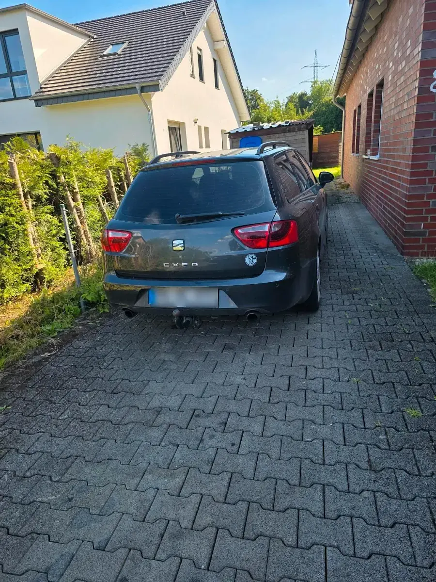 Gebraucht Seat Exeo 200 PS (147 kW) 2012 Grau Kombi