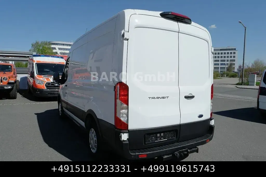 Gebraucht Ford Transit Trend 170 PS (125 kW) 2020 Weiß Van / Kleinbus