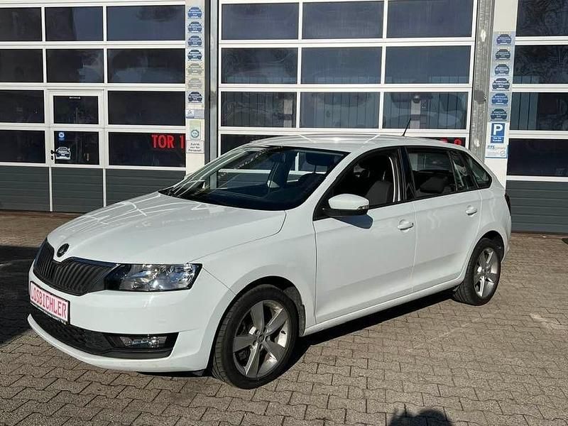 Gebraucht Skoda Rapid 110 PS (80 kW) 2018 Weiß Kleinwagen